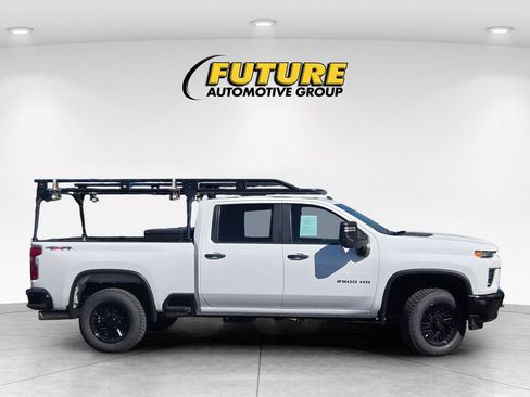 Used 2023 Chevrolet Silverado 2500 Custom w/ Custom Value Package AWD/4WD image 3