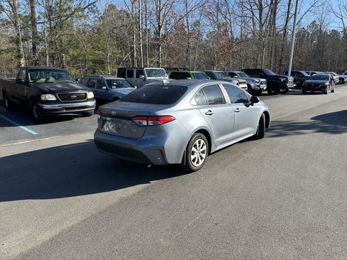 Used 2024 Toyota Corolla LE image 6