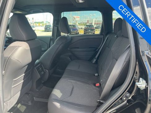 Used 2026 Subaru Forester Premium AWD/4WD image 10