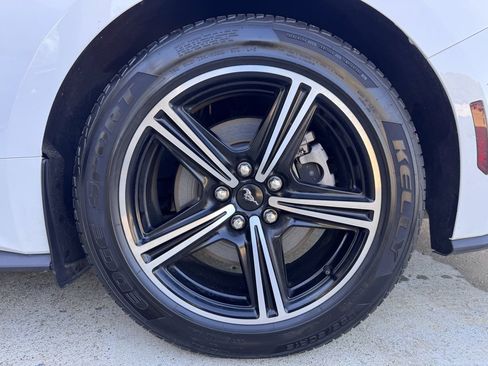 Used 2024 Ford Mustang Premium image 22