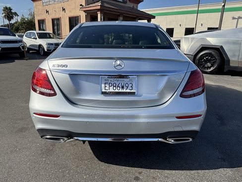 Used 2019 Mercedes-Benz E 300 w/ Premium 1 Package image 5