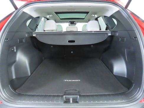 Used 2023 Hyundai Tucson Limited image 29