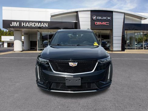 Used 2021 Cadillac XT6 Sport AWD/4WD image 2
