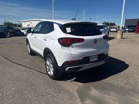 Used 2023 Buick Encore GX Preferred AWD/4WD image 5