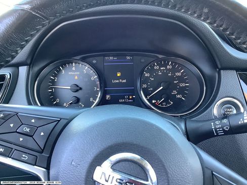 Used 2019 Nissan Rogue SV image 8