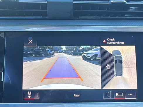 Used 2022 Audi Q3 2.0T Premium Plus image 19