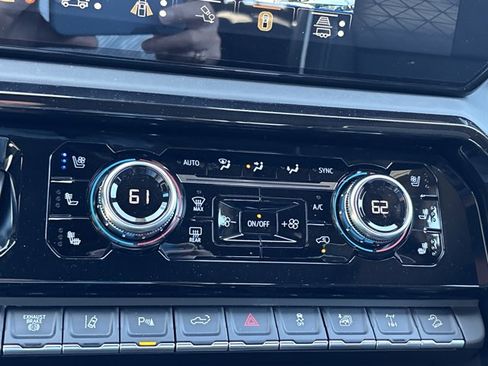 New 2026 GMC Sierra 2500 AT4X w/ LPO, Black Badging Package AWD/4WD image 42