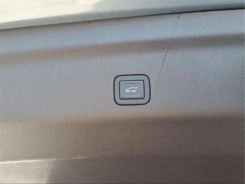 New 2026 Chevrolet Tahoe LT w/ Comfort Package image 9