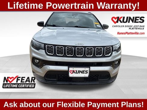 Used 2025 Jeep Compass Limited AWD/4WD image 10