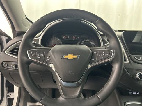 Used 2024 Chevrolet Malibu LT w/ Sport Edition image 19