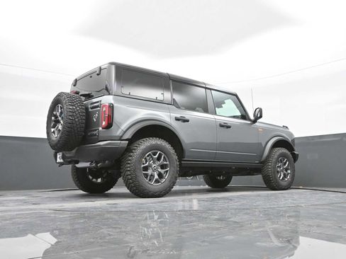 New 2025 Ford Bronco Badlands image 61