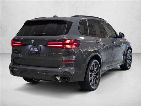 New 2026 BMW X5 xDrive40i w/ M Sport Package image 2