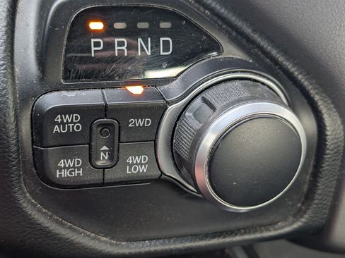 Used 2021 RAM 1500 Big Horn AWD/4WD image 9