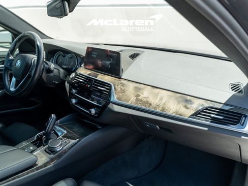 Used 2019 BMW 540i w/ Convenience Package RWD image 18
