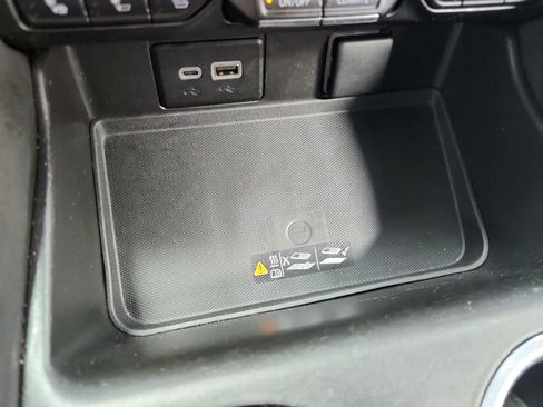 Used 2023 Chevrolet Tahoe Premier image 31