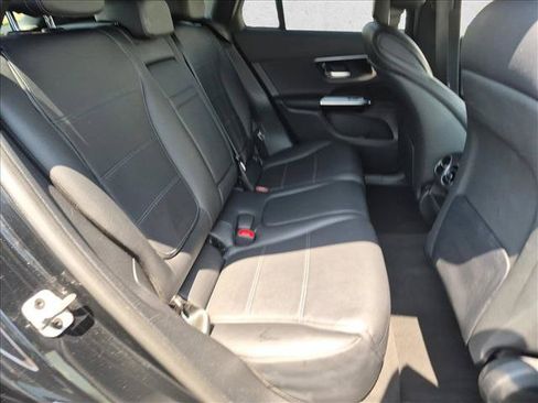 Used 2024 Mercedes-Benz GLC 300 image 20
