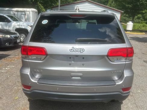 Used 2018 Jeep Grand Cherokee Laredo AWD/4WD image 6