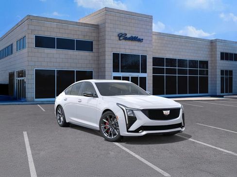 New 2026 Cadillac CT5 V AWD/4WD image 2