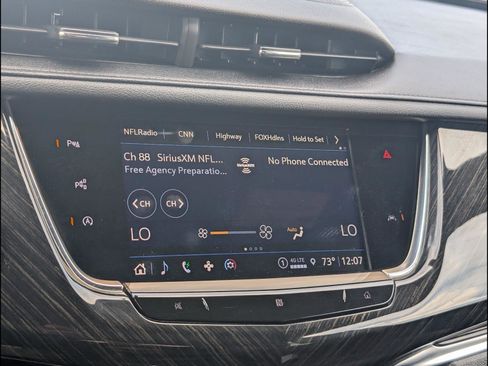 Used 2021 Cadillac XT6 Premium Luxury image 15