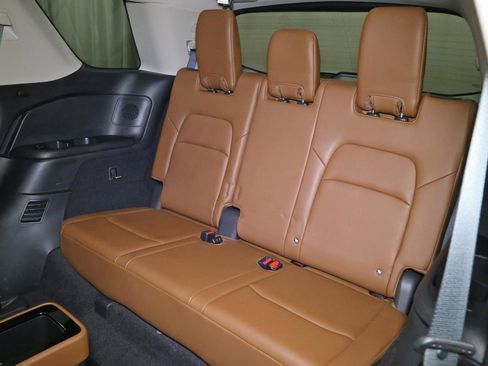 Certified 2022 Nissan Pathfinder Platinum w/ Cargo Package image 14