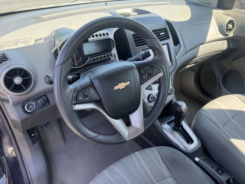 Used 2015 Chevrolet Sonic LT w/ Wheels and Fog Lamp Package FWD image 12