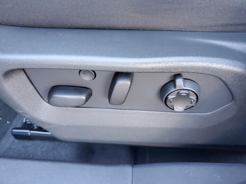 New 2025 Buick Envision Avenir image 19