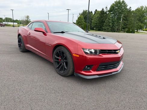Used 2015 Chevrolet Camaro SS w/ SS Performance Package RWD image 3