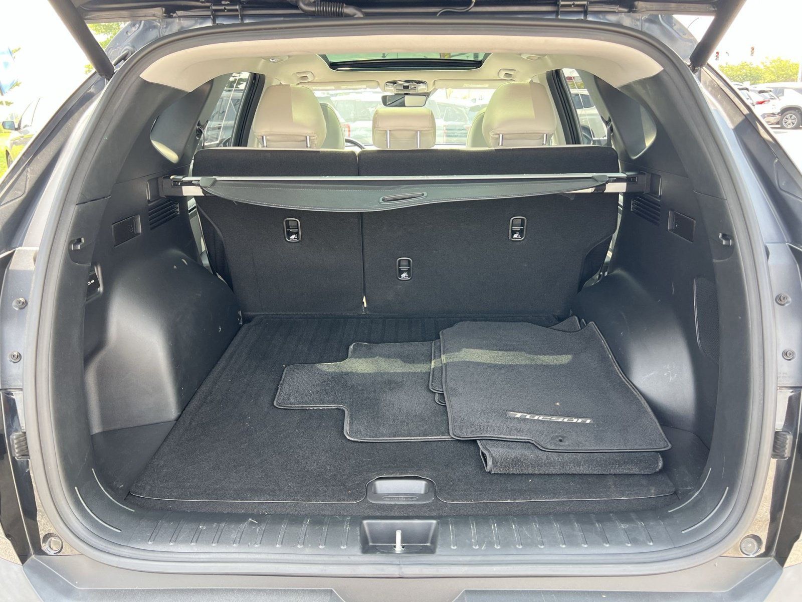 Used 2022 Hyundai Tucson Limited w/ Cargo Package AWD/4WD image 26