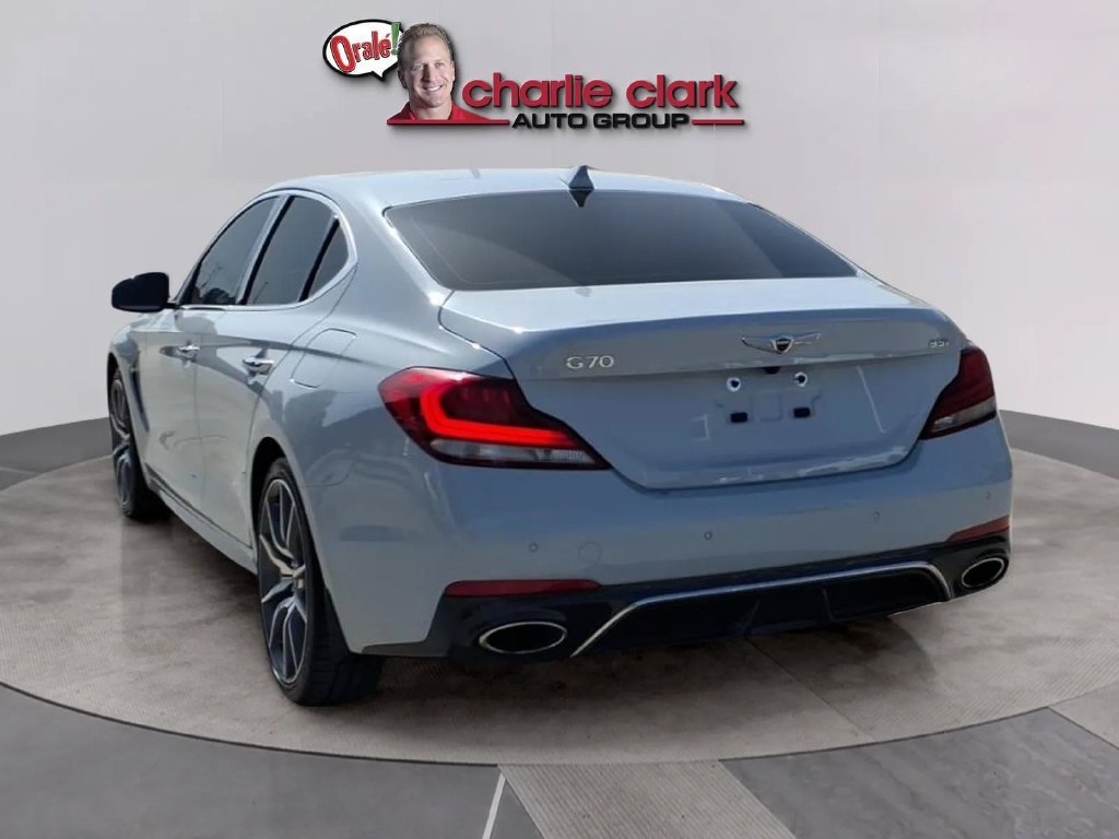 Used 2020 Genesis G70 3.3T w/ Elite Package RWD image 3