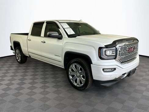 Used 2018 GMC Sierra 1500 Denali w/ Denali Ultimate Package AWD/4WD image 4