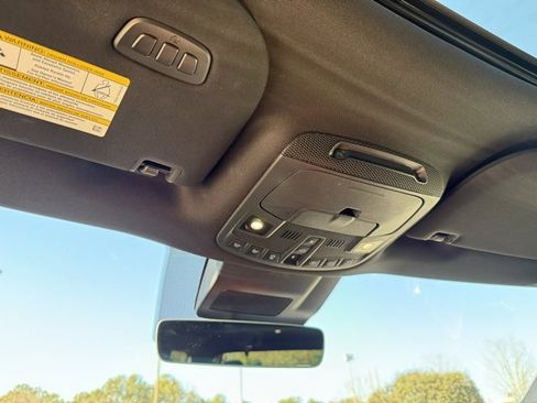 Used 2019 Lincoln Navigator Reserve w/ Cargo Package image 27