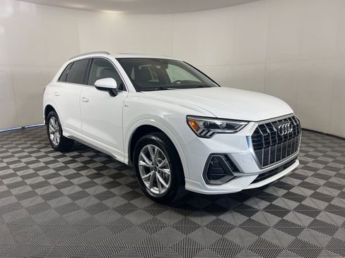 Used 2025 Audi Q3 2.0T Premium image 6