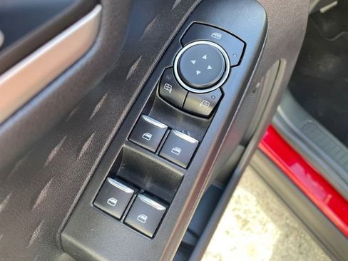 Used 2020 Ford Escape SEL image 28