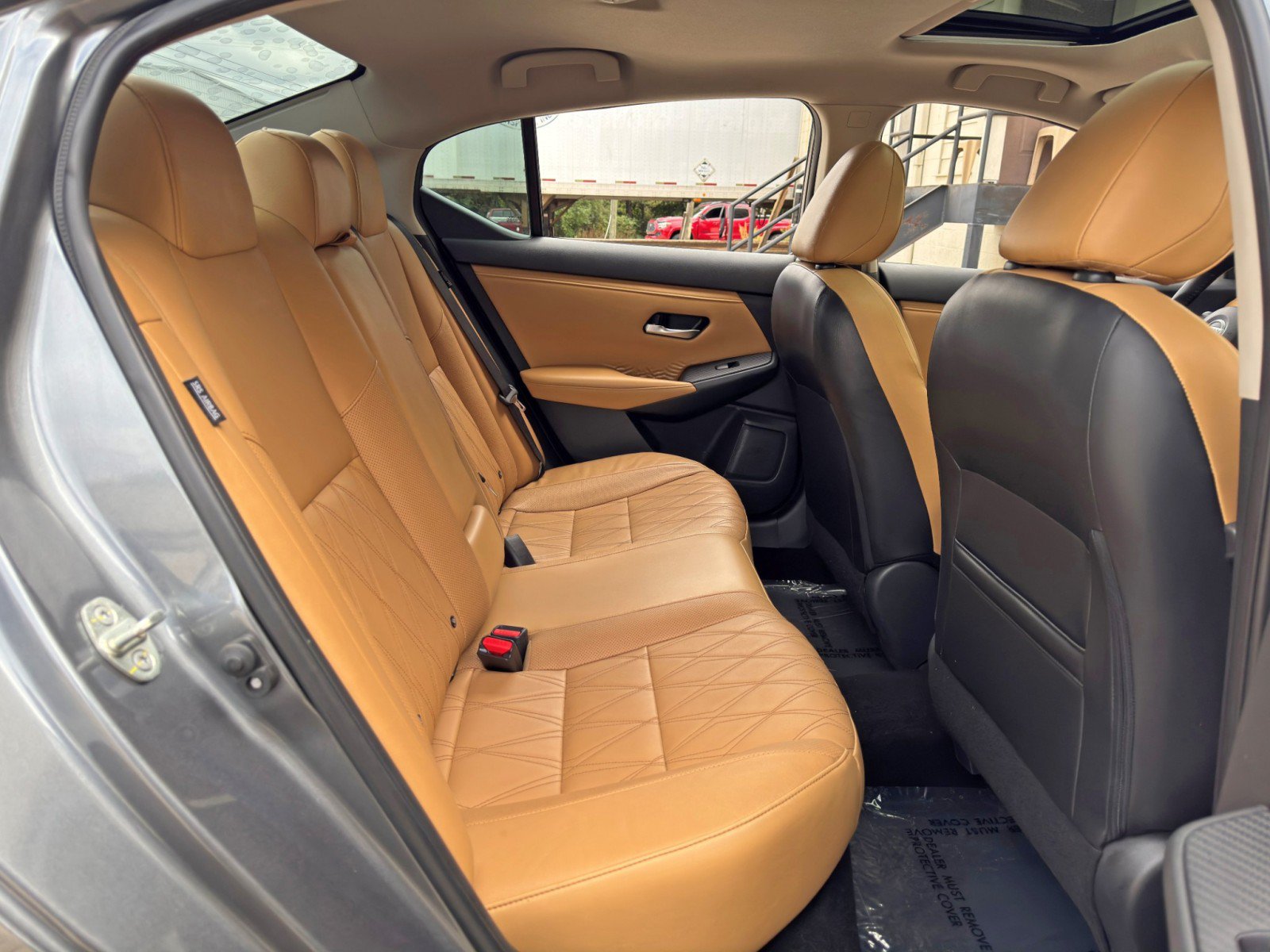Used 2020 Nissan Sentra SV FWD image 34