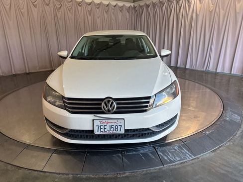 Used 2012 Volkswagen Passat 2.5 S FWD image 2