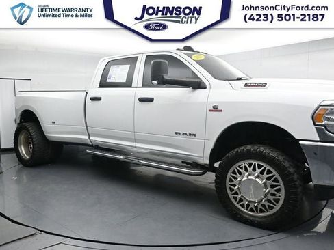 Used 2021 RAM 3500 Tradesman w/ Chrome Appearance Group AWD/4WD image 3