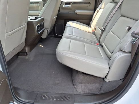 Used 2023 Chevrolet Silverado 1500 LTZ AWD/4WD image 30