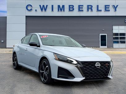 Used 2023 Nissan Altima 2.5 SR w/ SR Premium Package