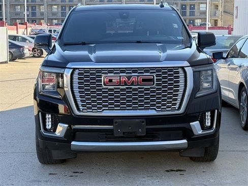 Used 2022 GMC Yukon Denali w/ Max Trailering Package image 8