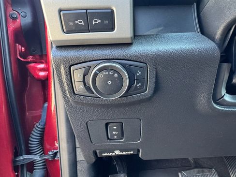 Used 2021 Ford F250 Lariat image 22
