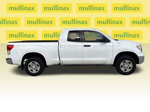 Used 2013 Toyota Tundra Grade image 2