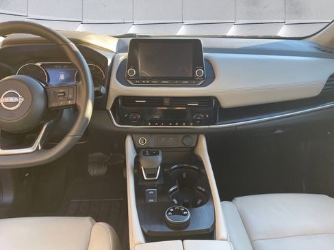 Used 2023 Nissan Rogue SL AWD/4WD image 11