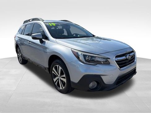 Used 2019 Subaru Outback 2.5i Limited AWD/4WD image 1