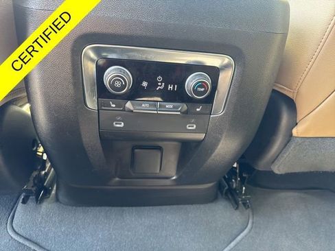 Used 2024 Chevrolet Tahoe Premier w/ Premium Package 2 AWD/4WD image 23