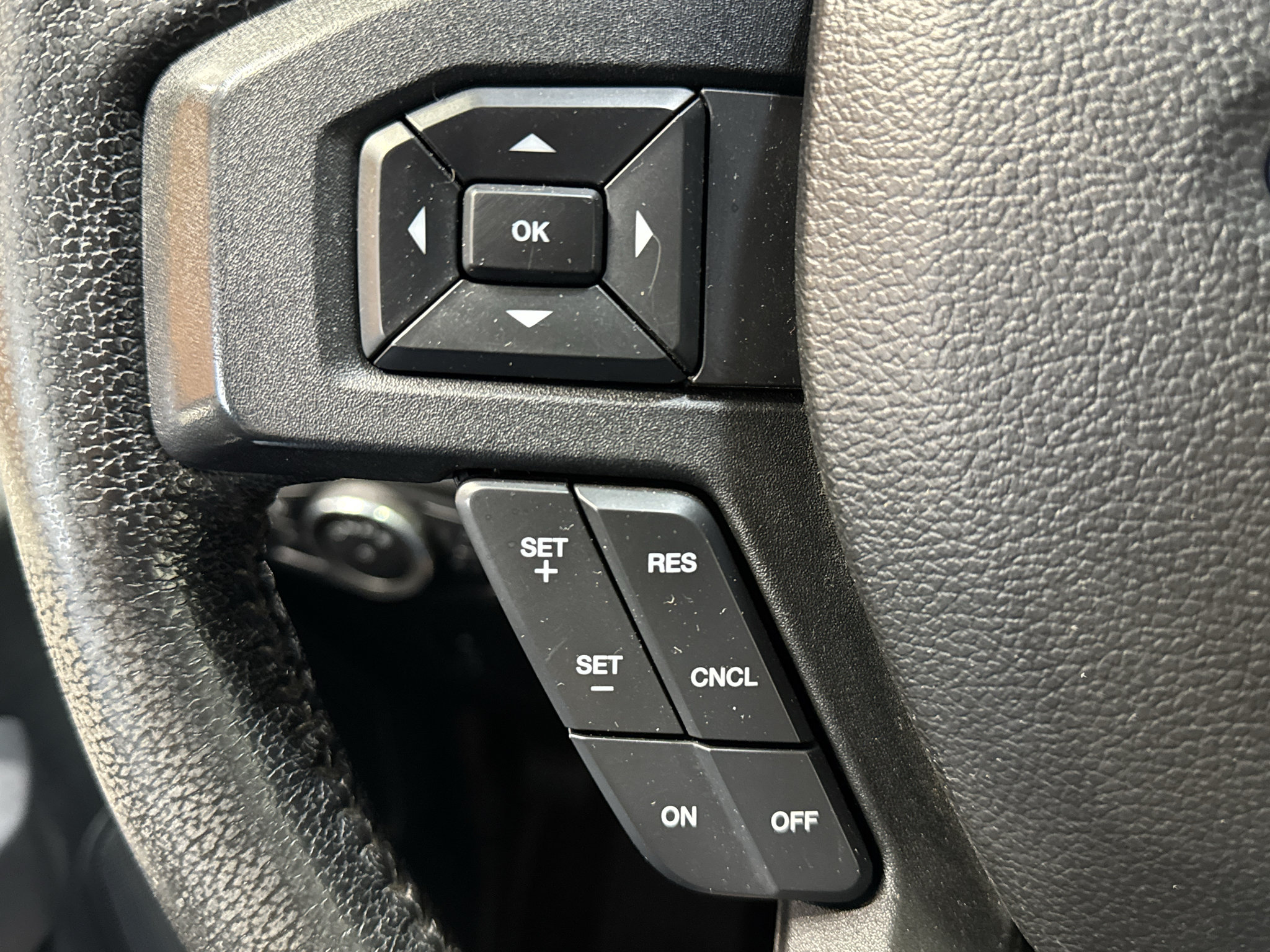 Used 2015 Ford F150 XLT w/ Equipment Group 301A Mid AWD/4WD image 25