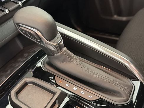 New 2026 GMC Canyon Elevation w/ Convenience Package image 61