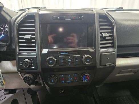 Used 2020 Ford F150 XLT w/ Equipment Group 302A Luxury image 17