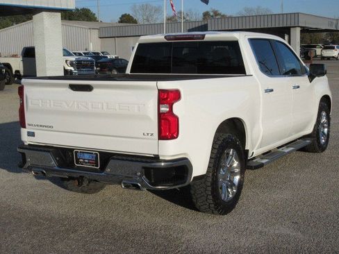 Used 2022 Chevrolet Silverado 1500 LTZ image 5