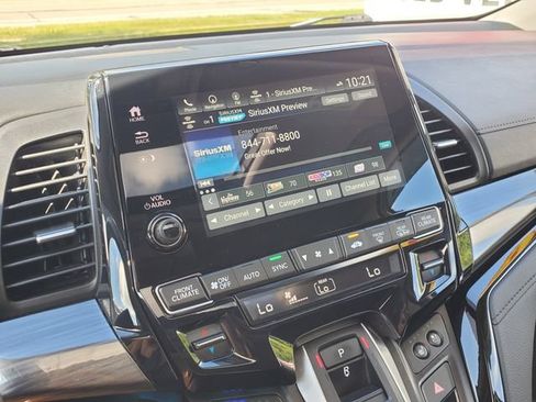 Used 2023 Honda Odyssey Elite image 31