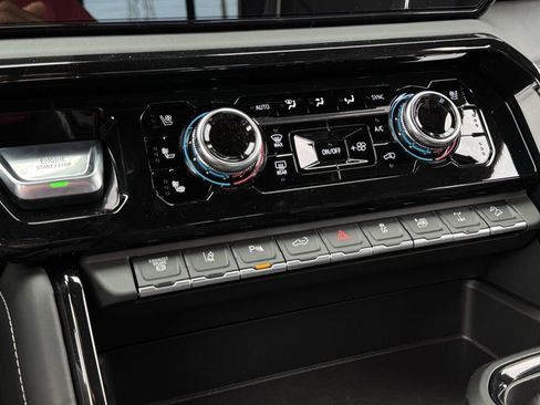 New 2026 GMC Sierra 2500 AT4X image 16